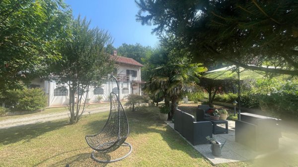 casa indipendente in vendita a Castell'Alfero in zona Callianetto
