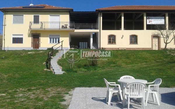 casa indipendente in vendita a Castell'Alfero