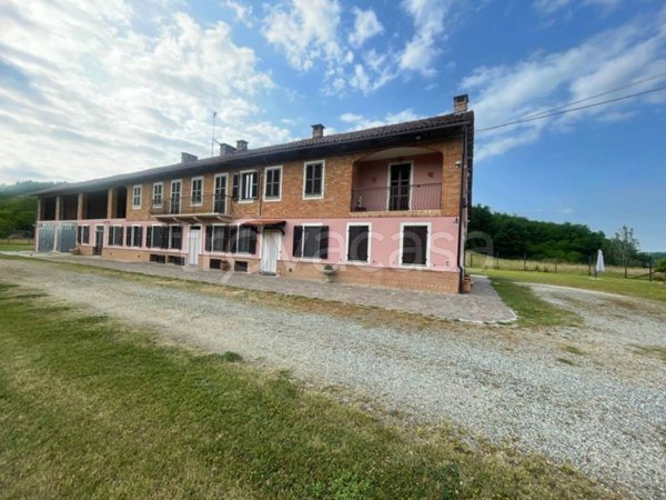 casa indipendente in vendita a Castell'Alfero in zona Callianetto