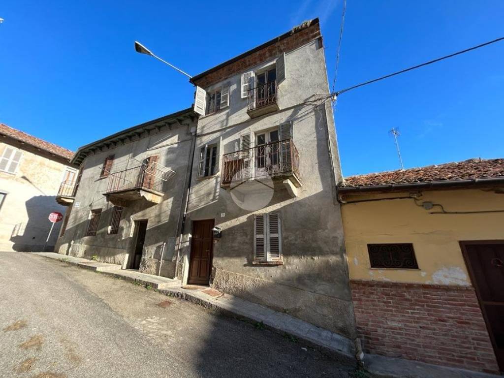 casa indipendente in vendita a Castell'Alfero