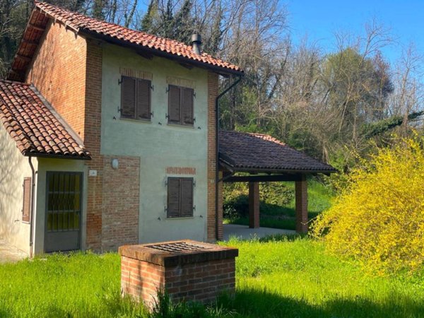 casa indipendente in vendita a Castell'Alfero in zona Callianetto