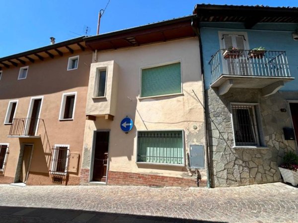 casa indipendente in vendita a Castell'Alfero