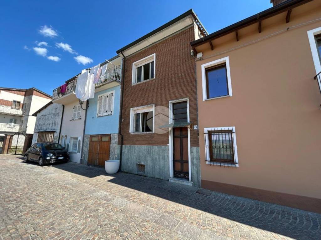 casa indipendente in vendita a Castell'Alfero
