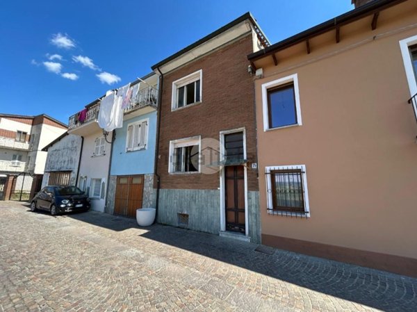 casa indipendente in vendita a Castell'Alfero