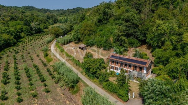 casa indipendente in vendita a Castell'Alfero