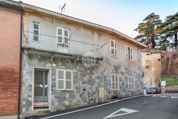 casa semindipendente in vendita a Castell'Alfero