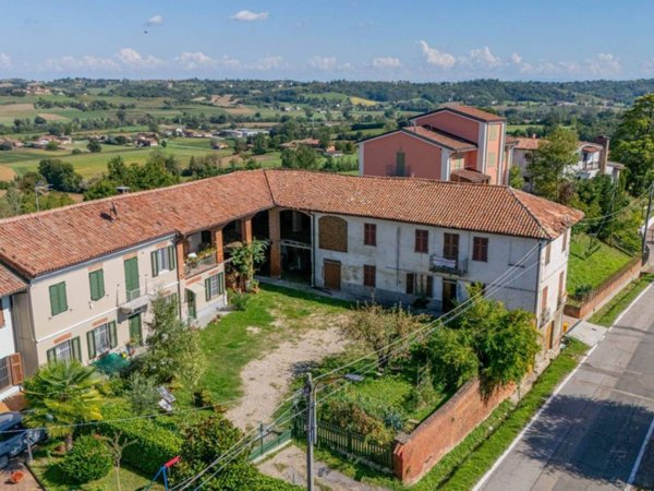 casa indipendente in vendita a Castell'Alfero