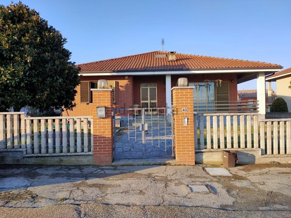casa indipendente in vendita a Castell'Alfero