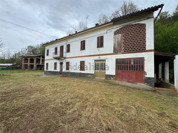casa indipendente in vendita a Castell'Alfero in zona Callianetto