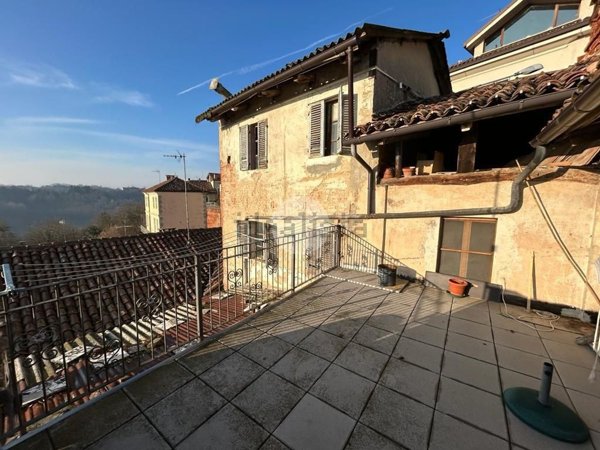 casa semindipendente in vendita a Castell'Alfero