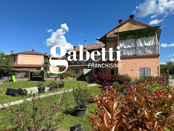 casale in vendita a Castell'Alfero