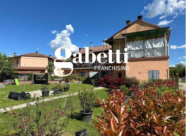 casale in vendita a Castell'Alfero