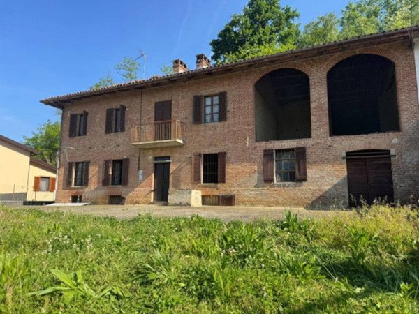 casale in vendita a Castell'Alfero in zona Callianetto