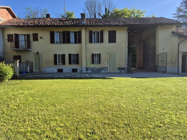 casa indipendente in vendita a Castell'Alfero