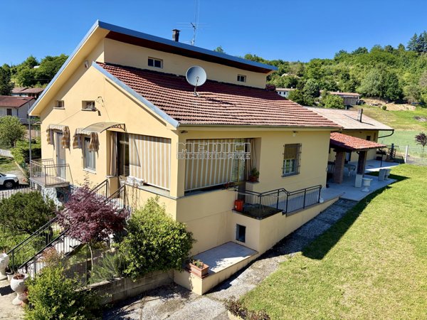 casa indipendente in vendita a Castell'Alfero in zona Callianetto
