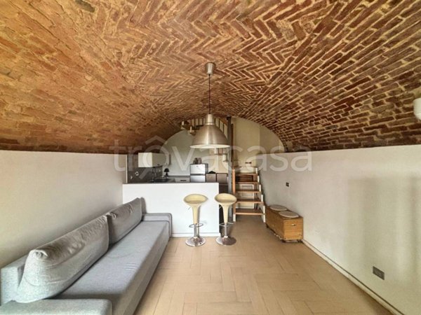 appartamento in vendita a Castell'Alfero in zona Stazione
