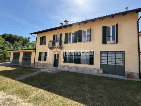 casa indipendente in vendita a Castellero in zona Valporino
