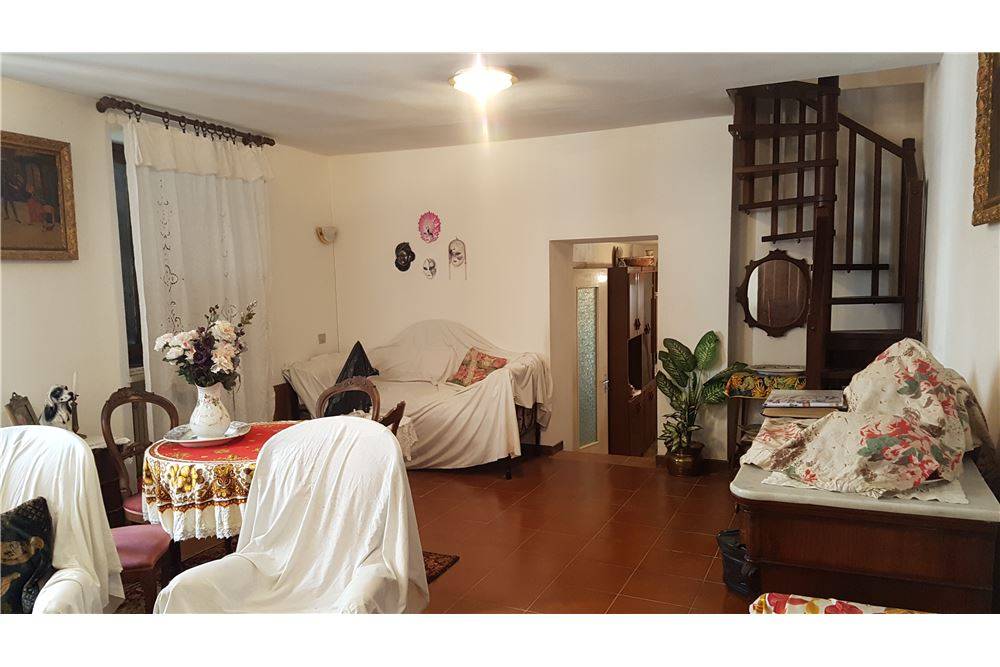 casa indipendente in vendita a Castelletto Molina