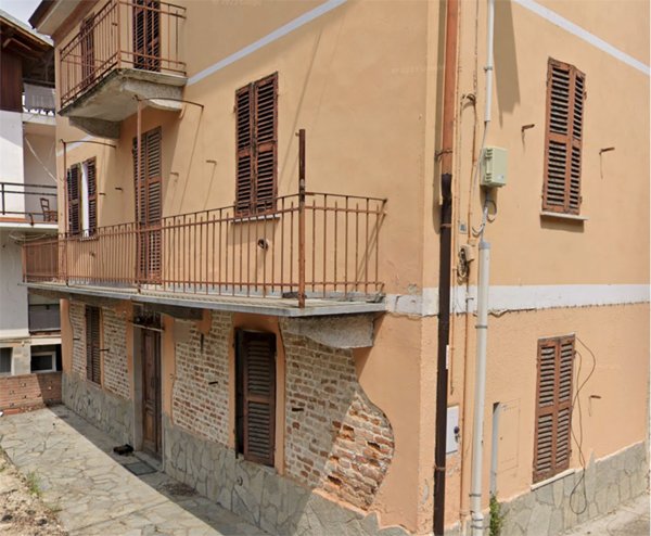 casa indipendente in vendita a Castelletto Molina