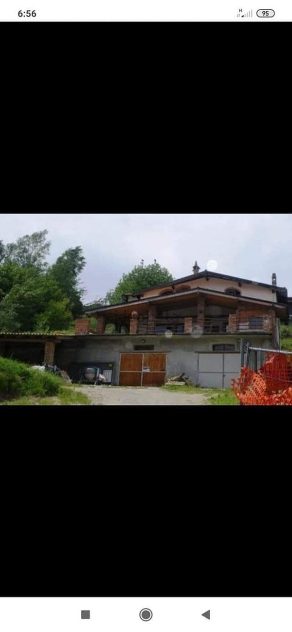 casa indipendente in vendita a Castelletto Molina