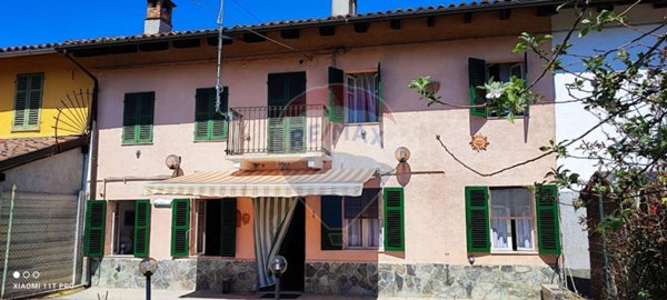 casa indipendente in vendita a Castello di Annone in zona Crocetta