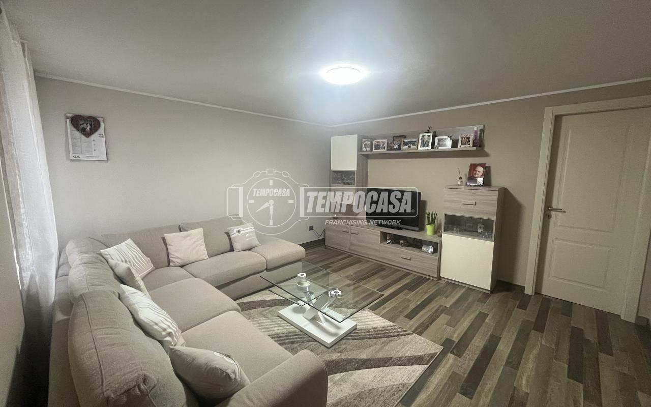 casa indipendente in vendita a Castello di Annone