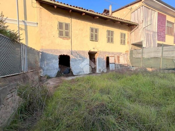 casa indipendente in vendita a Castello di Annone