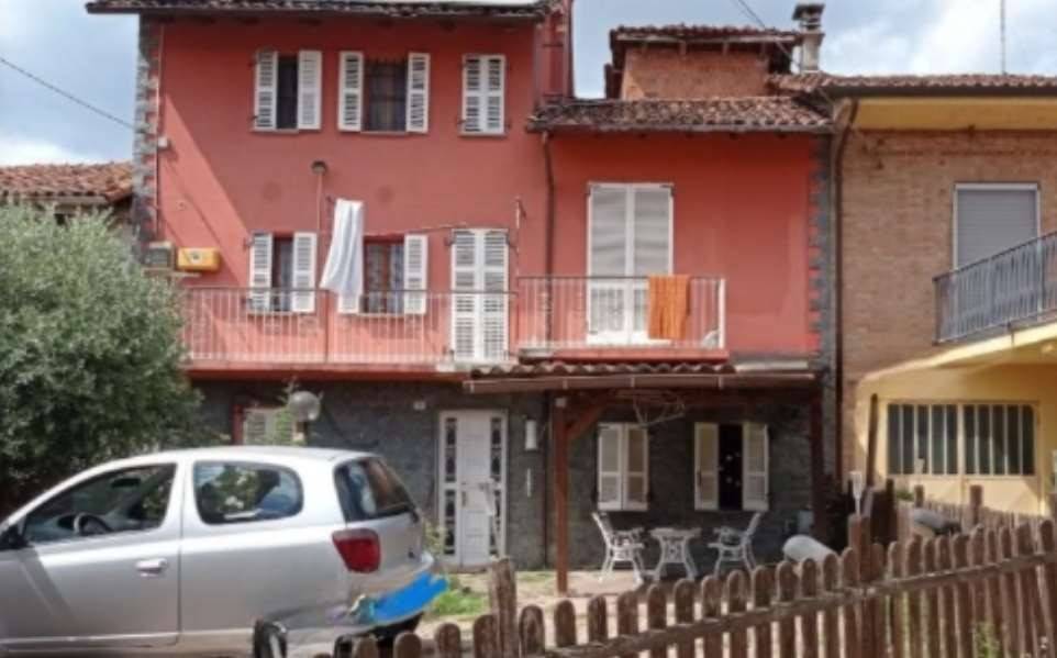 casa indipendente in vendita a Castello di Annone