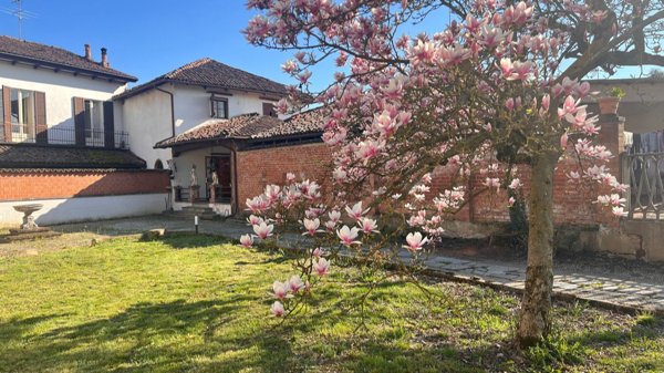 casa indipendente in vendita a Castello di Annone