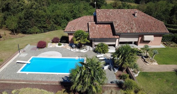 casa indipendente in vendita a Castello di Annone