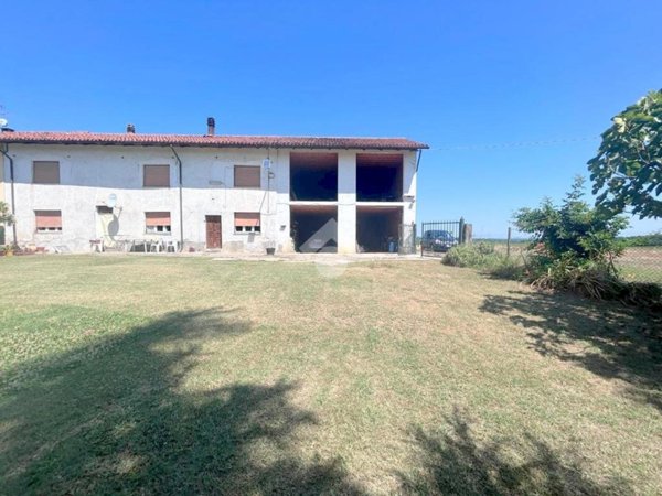 casa semindipendente in vendita a Castello di Annone in zona Poggio