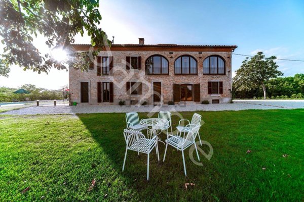 casale in vendita a Castello di Annone