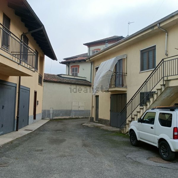 casa indipendente in vendita a Castello di Annone