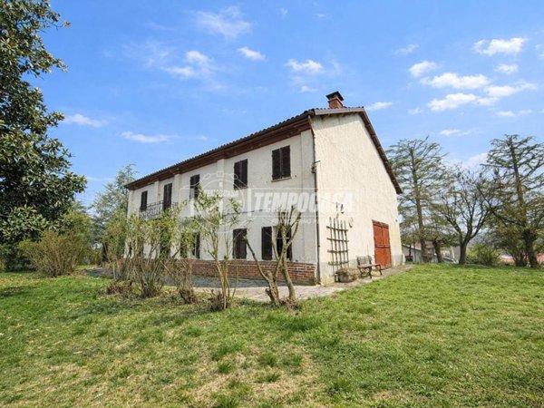 casa indipendente in vendita a Castello di Annone