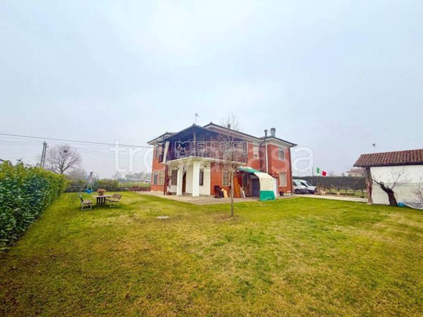 casa indipendente in vendita a Castello di Annone in zona Monfallito