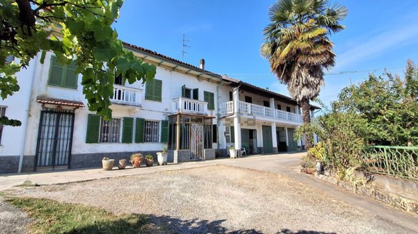 casa indipendente in vendita a Castello di Annone