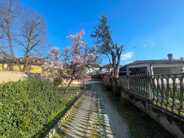 casa indipendente in vendita a Castello di Annone