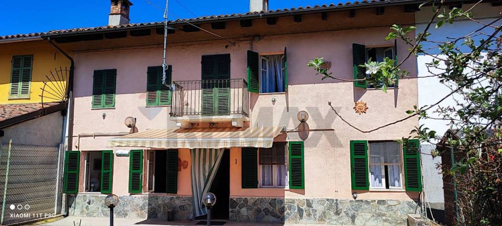 casa indipendente in vendita a Castello di Annone in zona Crocetta