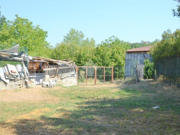 casale in vendita a Castello di Annone in zona Crocetta