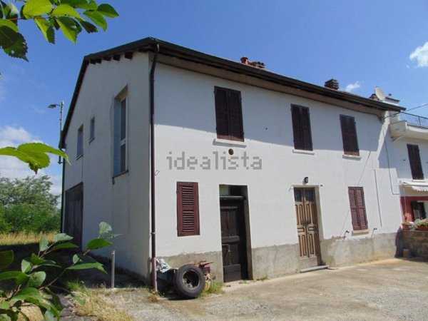 appartamento in vendita a Castelnuovo Belbo