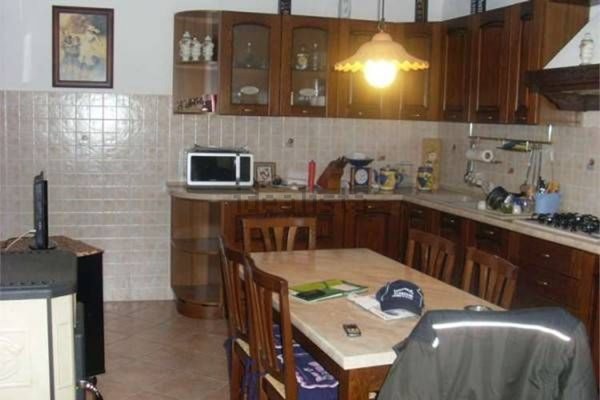 casa indipendente in vendita a Castelnuovo Belbo