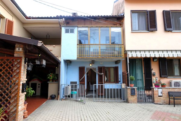 casa indipendente in vendita a Castelnuovo Calcea