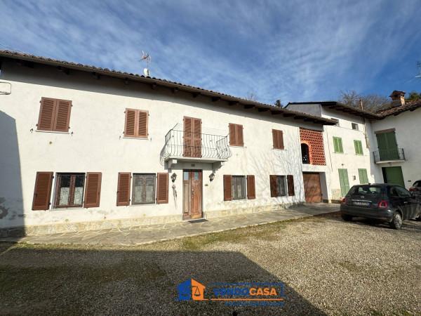 casa indipendente in vendita a Castelnuovo Calcea