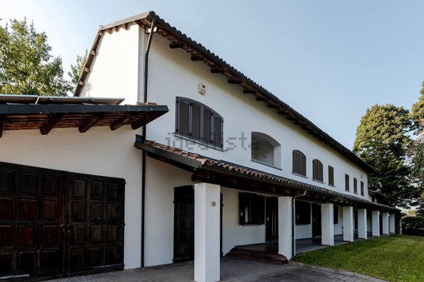 casale in vendita a Castelnuovo Calcea