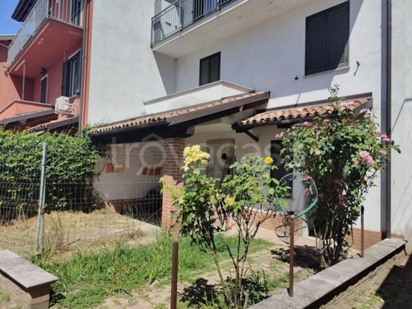 casa indipendente in vendita a Castelnuovo Calcea