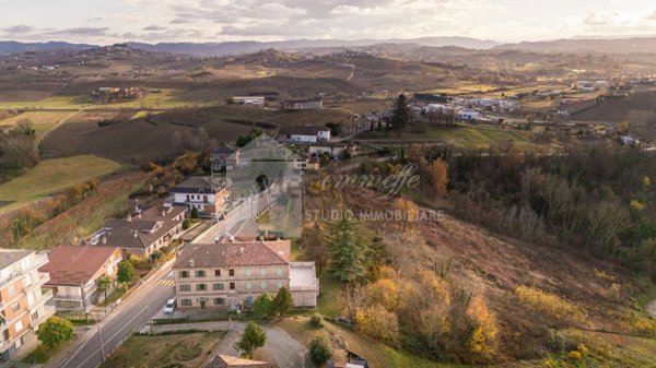 casa indipendente in vendita a Castelnuovo Calcea
