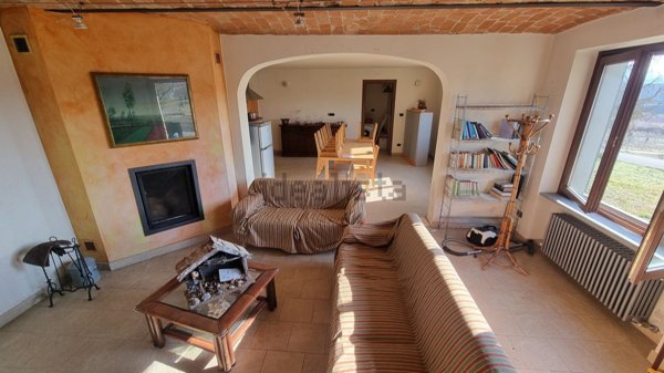 casa indipendente in vendita a Castelnuovo Calcea