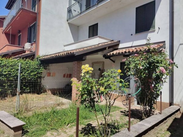 casa indipendente in vendita a Castelnuovo Calcea