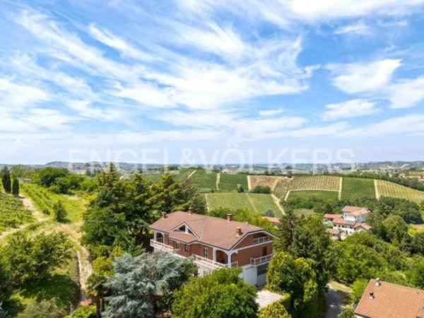 casa indipendente in vendita a Castelnuovo Calcea