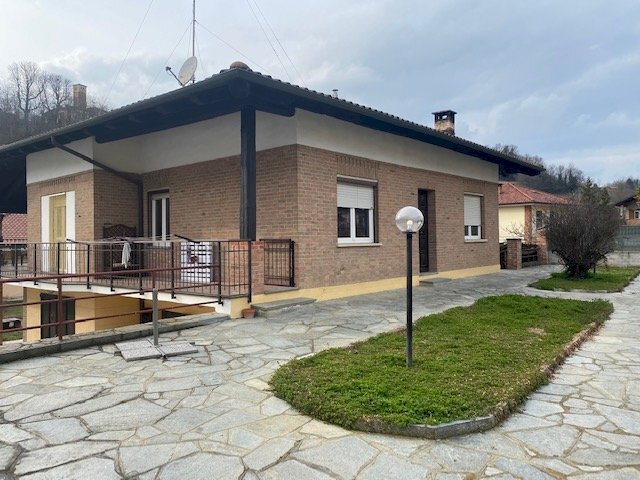 casa indipendente in vendita a Castelnuovo Don Bosco